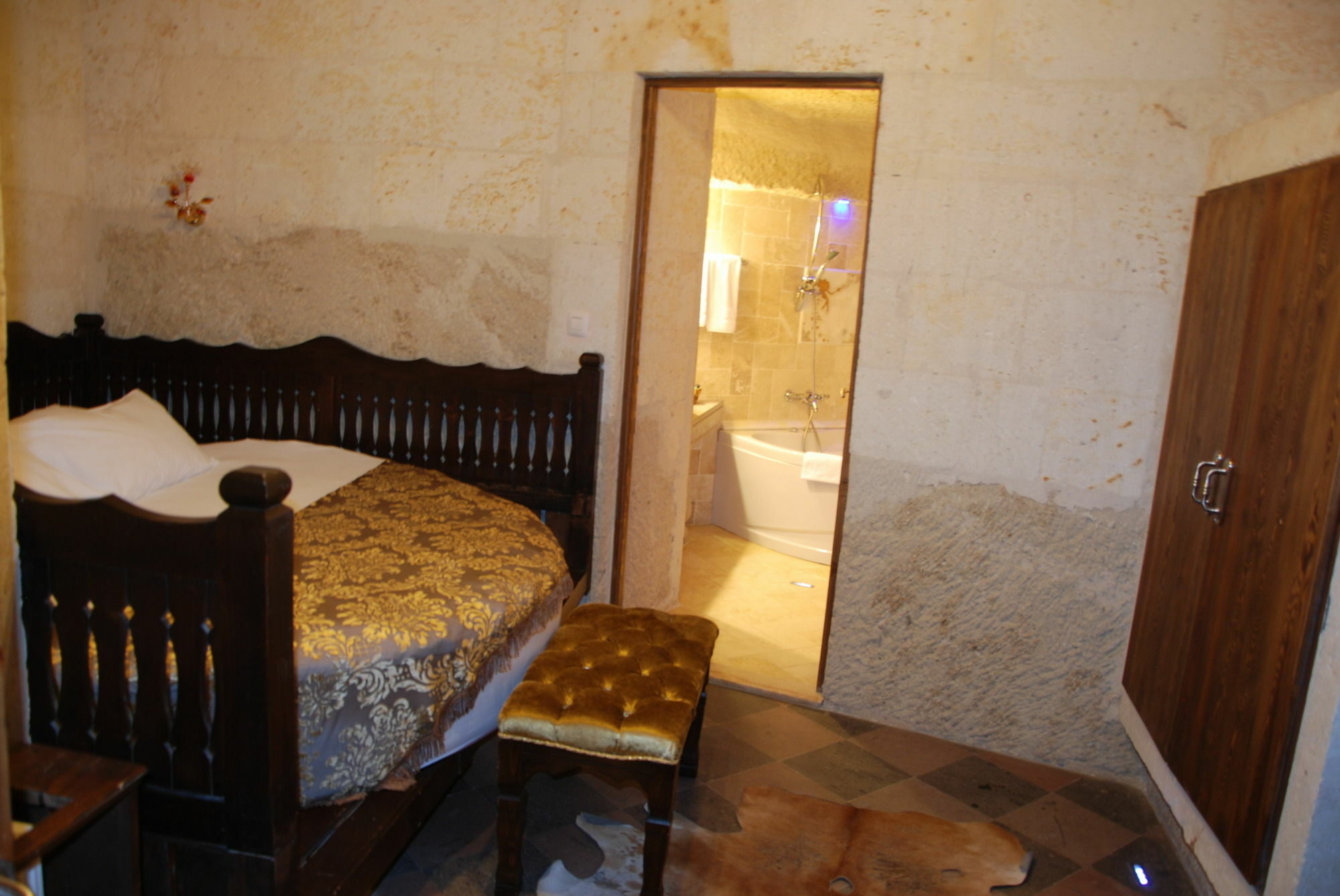 Cappadocia Perimasali Cave Hotel Урґюп Екстер'єр фото